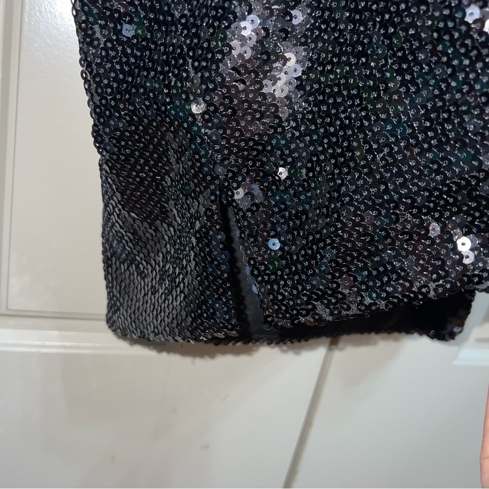 Forever 21 Black Sequin and Tulle V-Neck Spaghetti Strap Crop Top Camisole Sz S - Picture 8 of 11